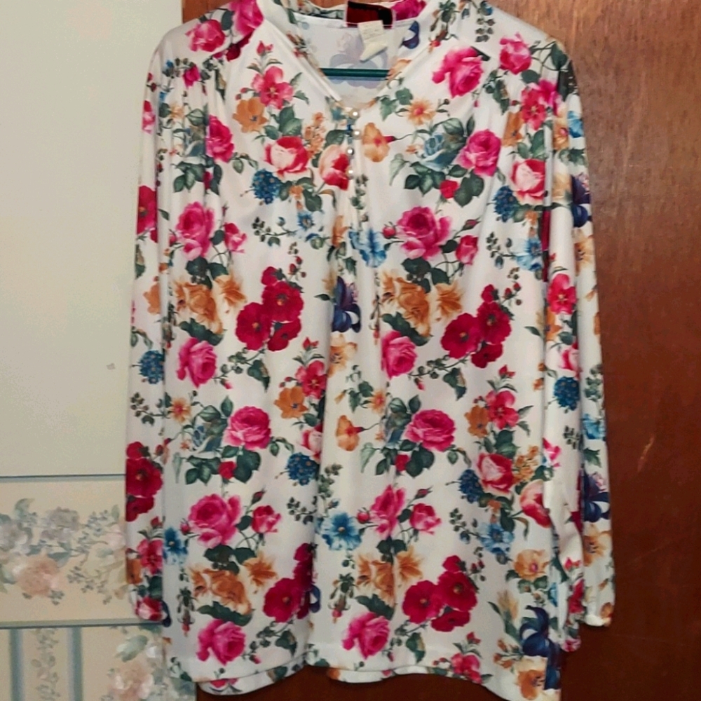 Beautiful long sleeve